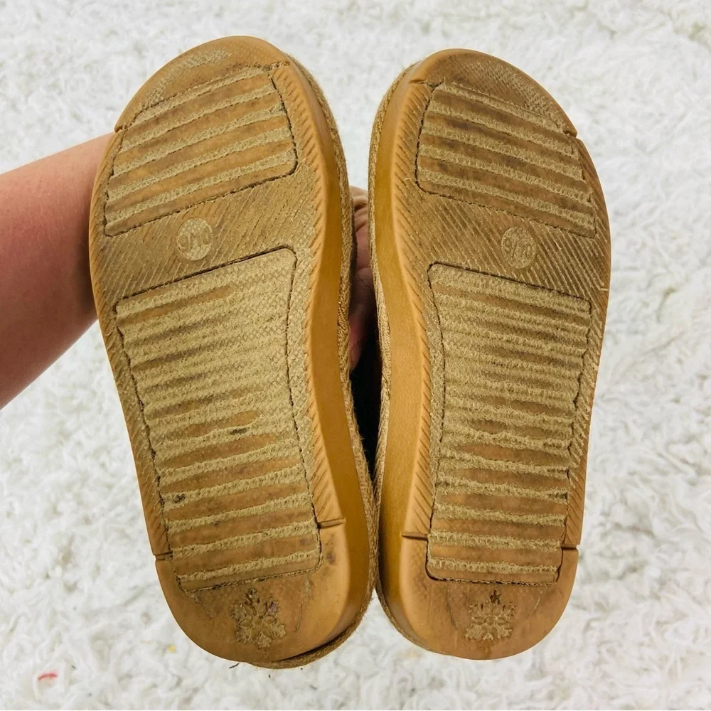 UNBRANDED sparkling Glittery Tan fleece lined kids Boots size 9/10